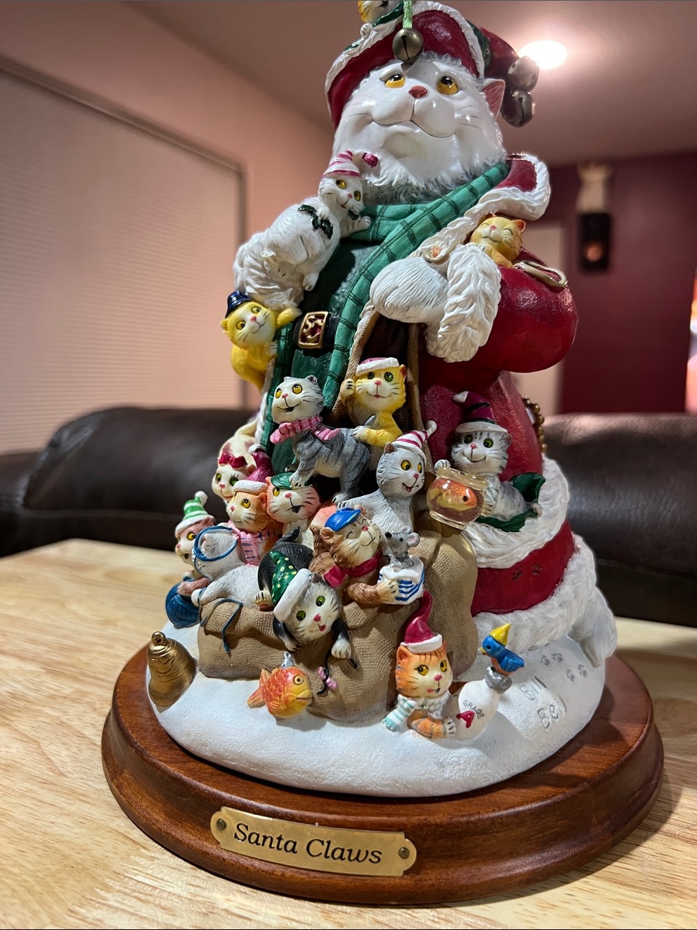 Santa Claws Cat Santa Figurine - Danbury mint bill bell 2001